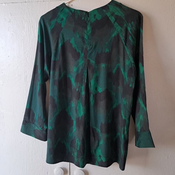 Just Female Neo Long Sleeve Crew Neck Blouse Abstract Print Green & Black SZ M - Picture 12 of 12